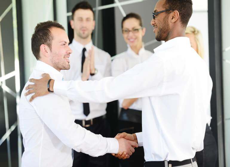 You are currently viewing Building Relationships in Recruiting: A Friendship Strategy